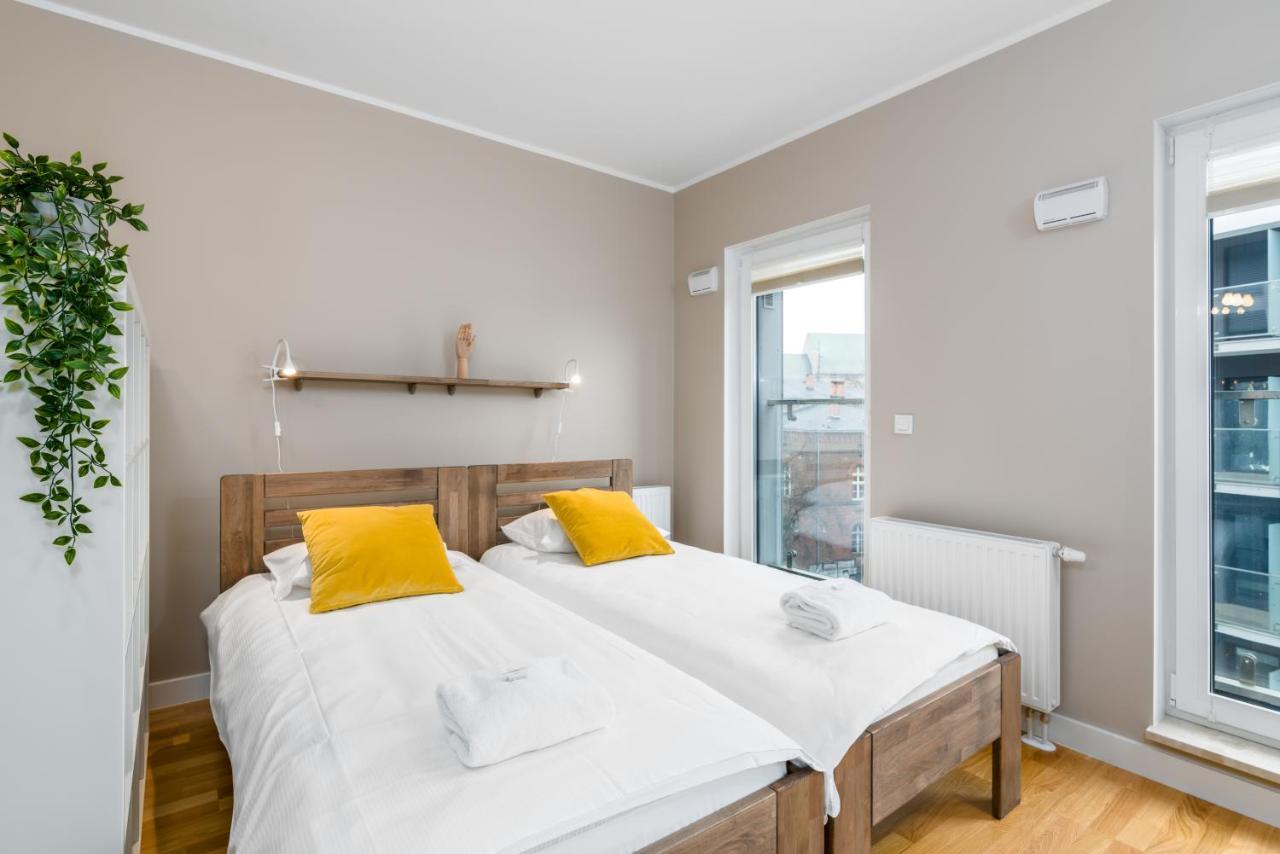 Apartament Black & White Mostowa By Renters Poznan Exterior photo