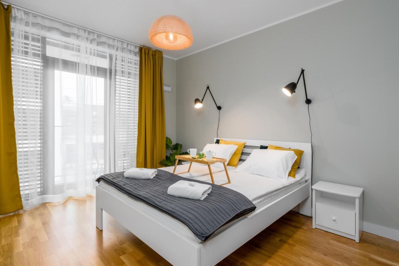 Apartament Black & White Mostowa By Renters Poznan Exterior photo
