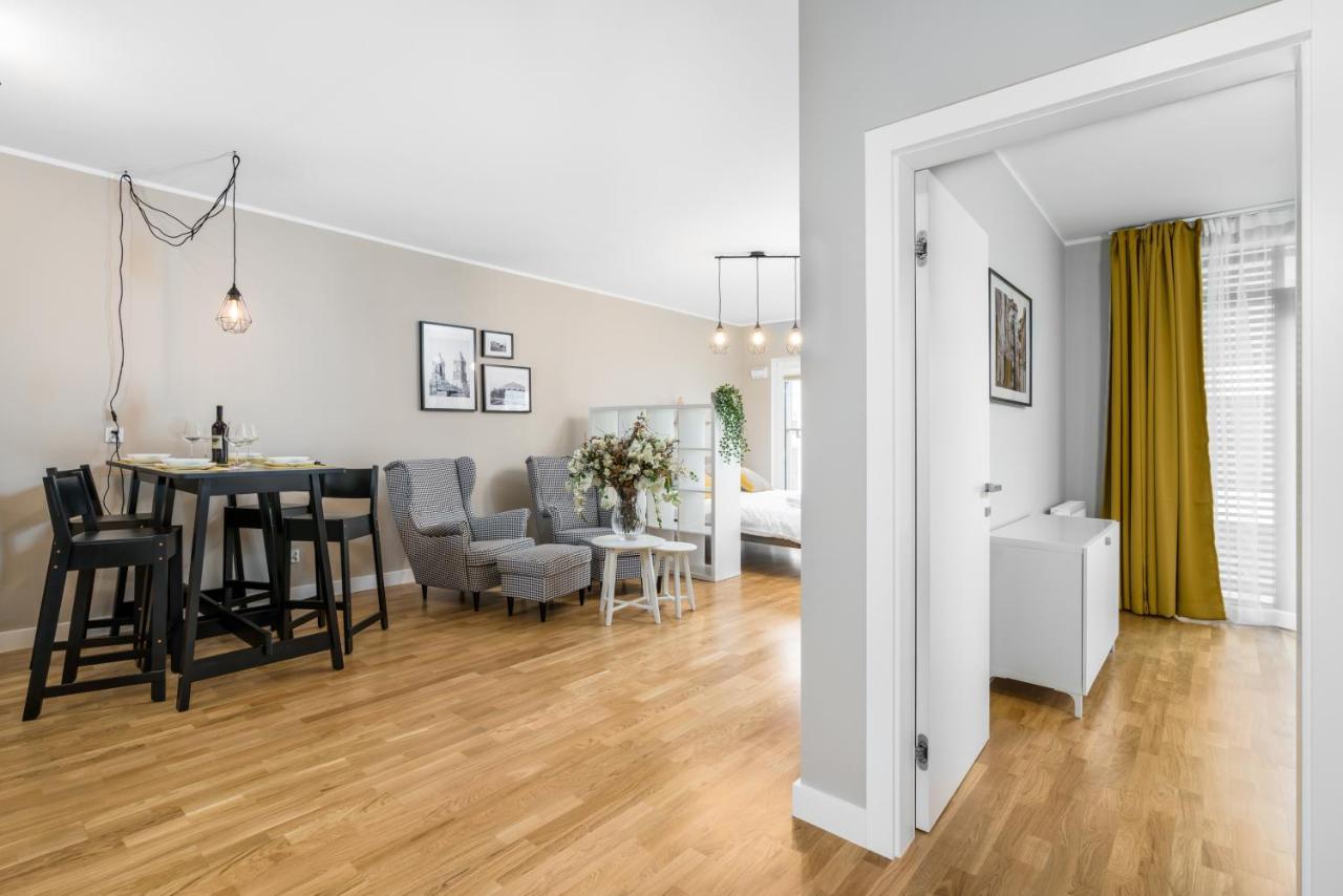 Apartament Black & White Mostowa By Renters Poznan Exterior photo
